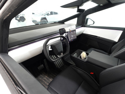 Tesla Cybertruck Фото №8